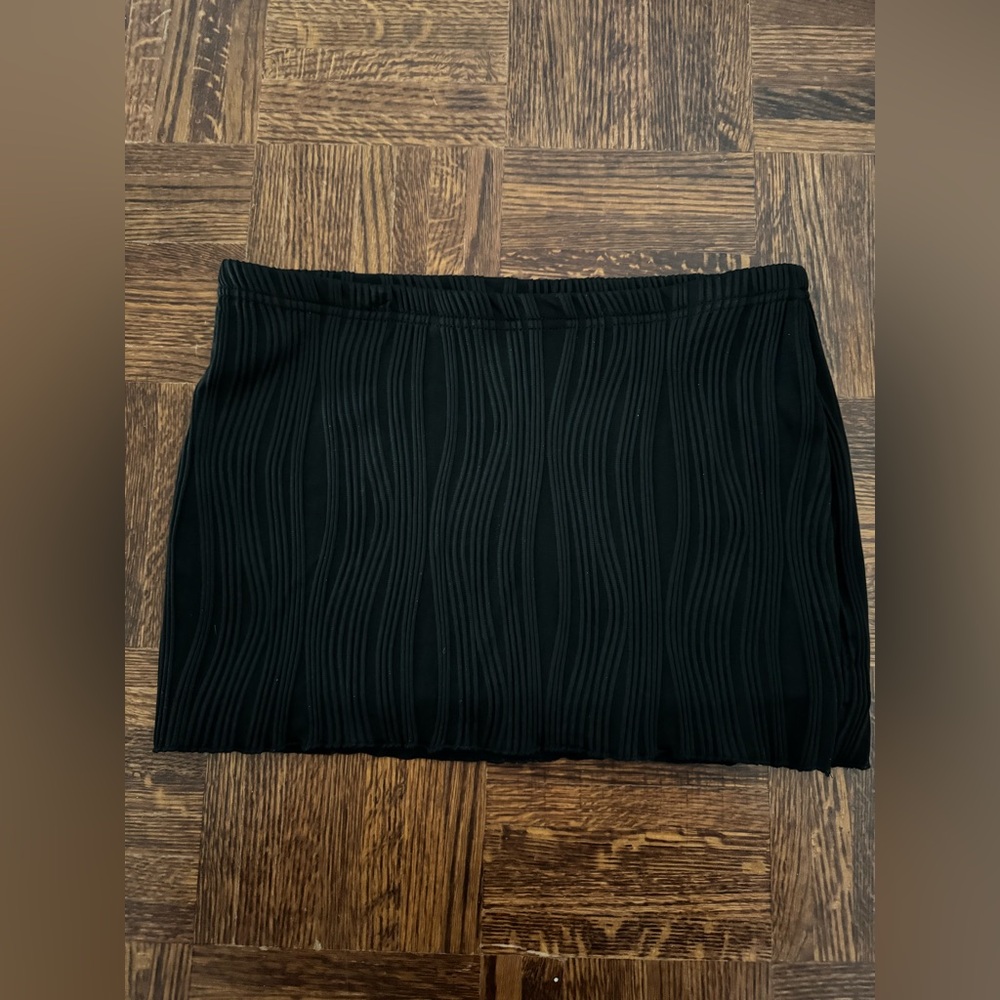 SHEIN ICON BODYCON MINI SKIRT IN BLACK *SKIRT ONLY* SIZE S TEXTURE KNIT FABRIC - Picture 7 of 8